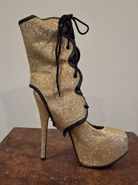 Bordello Gold Glitter Platform Stiletto Heel With Detachable Lace Up Sturrips